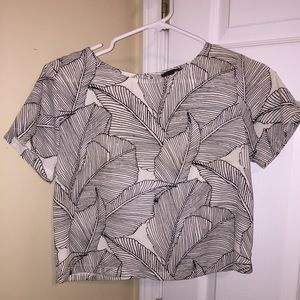 Leafy boutique crop top!